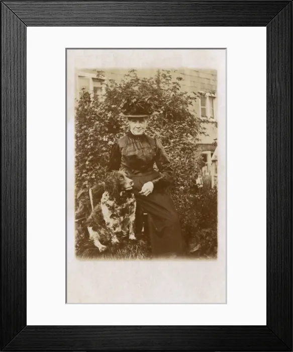Framed Print : Woman with Cocker Spaniel Framed Print : Woman with Cocker Spaniel