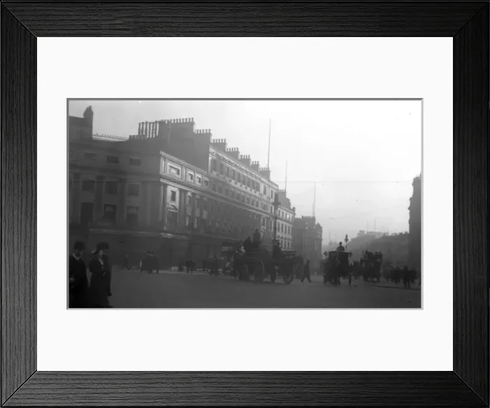 Framed Print : Regent Street, London Framed Print : Regent Street, London