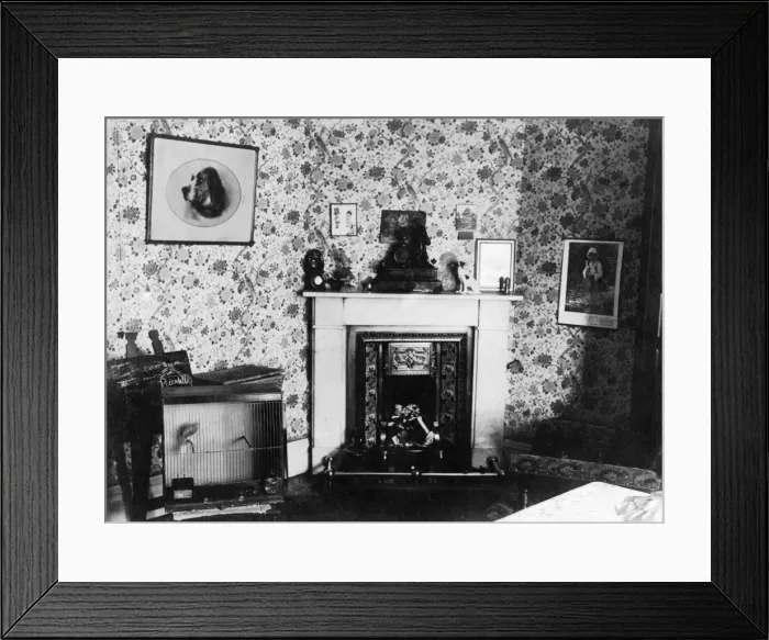 Framed Print : Strathclyde, Offerton Lane, Stockport, a Victorian residence Framed Print : Strathclyde, Offerton Lane, Stockport, a Victorian residence