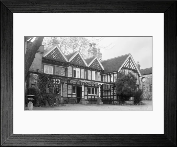 Framed Print : Entrance to Peveril Hotel, Dovedale Framed Print : Entrance to Peveril Hotel, Dovedale