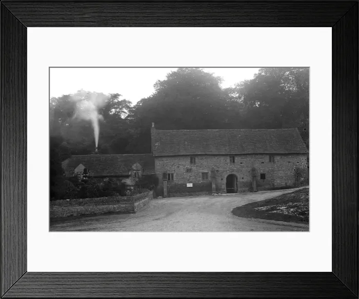 Framed Print : Cottage at entrance to Haddon Hall, Derbyshire Framed Print : Cottage at entrance to Haddon Hall, Derbyshire