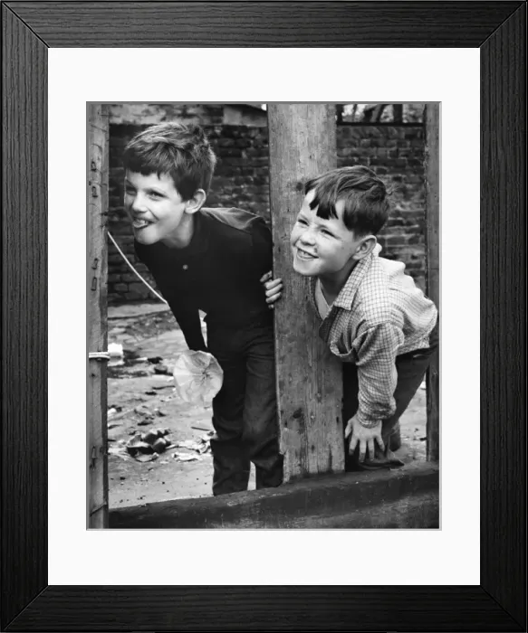 Framed Print : Two boys playing on a Balham street, SW London Framed Print : Two boys playing on a Balham street, SW London