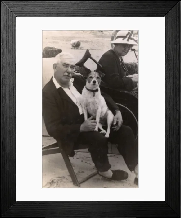 Framed Print : Old couple with Jack Russell Framed Print : Old couple with Jack Russell