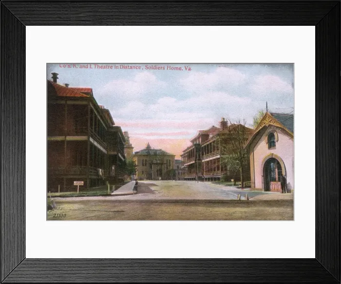 Framed Print : Street in Hampton, Virginia, USA Framed Print : Street in Hampton, Virginia, USA