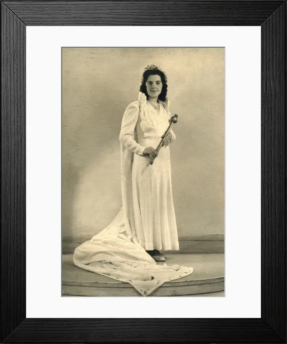 Framed Print : Beauty pageant contestant Framed Print : Beauty pageant contestant