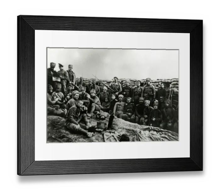 Framed Print : WW1 - Russian Troops in the trenches - Eastern Front Framed Print : WW1 - Russian Troops in the trenches - Eastern Front