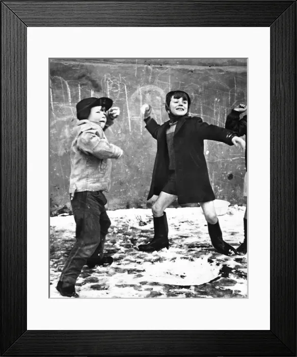 Framed Print : Boys snowballing in Balham, SW London Framed Print : Boys snowballing in Balham, SW London
