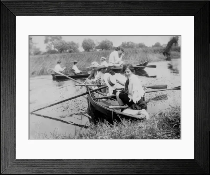 Framed Print : Women in rowing boats Framed Print : Women in rowing boats