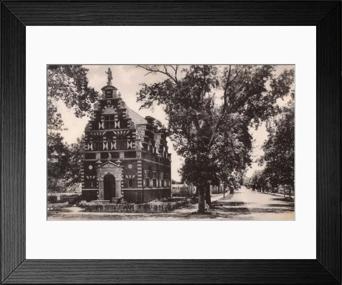 Framed Print : DeVries Memorial and State Street, Lewes, Delaware, USA Framed Print : DeVries Memorial and State Street, Lewes, Delaware, USA