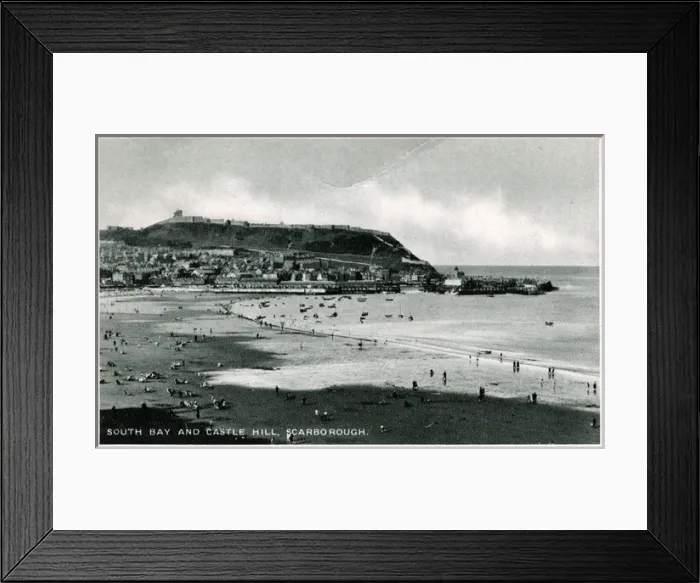 Framed Print : South Bay & Castle Hill, Scarborough, Yorkshire Framed Print : South Bay & Castle Hill, Scarborough, Yorkshire
