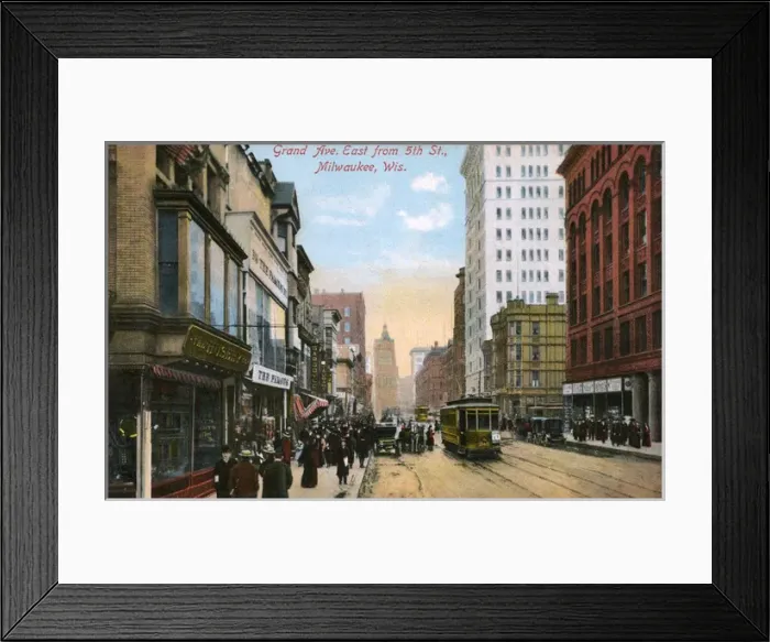 Framed Print : Grand Avenue East, Milwaukee, Wisconsin, USA Framed Print : Grand Avenue East, Milwaukee, Wisconsin, USA