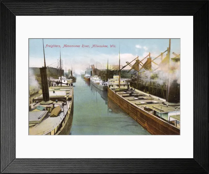 Framed Print : Menomonee River, Milwaukee, Wisconsin, USA Framed Print : Menomonee River, Milwaukee, Wisconsin, USA