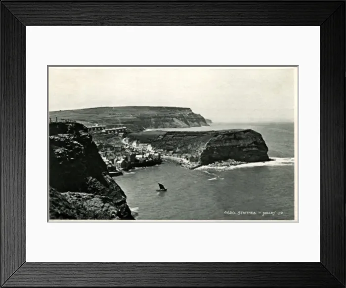 Framed Print : The Village, Staithes, Yorkshire Framed Print : The Village, Staithes, Yorkshire