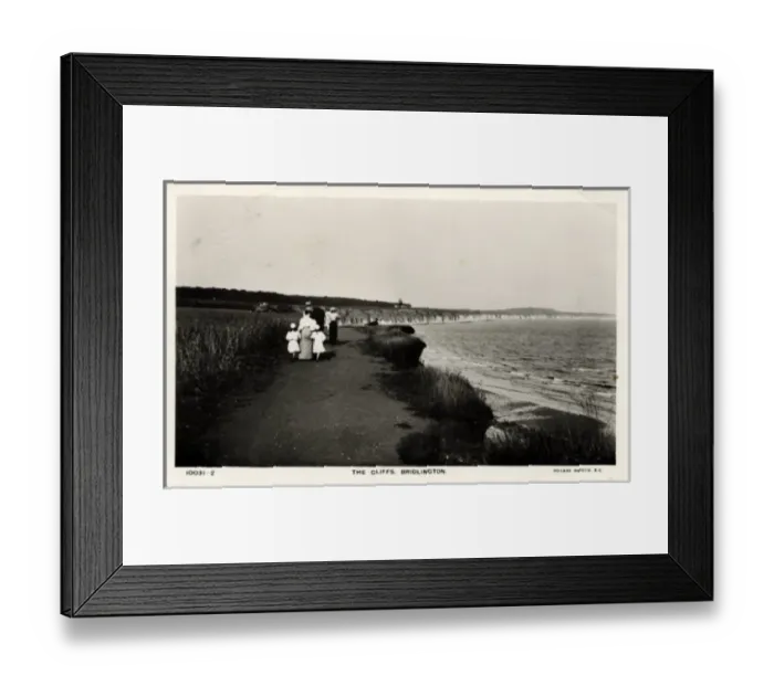 Framed Print : The Cliffs, Bridlington, Yorkshire Framed Print : The Cliffs, Bridlington, Yorkshire
