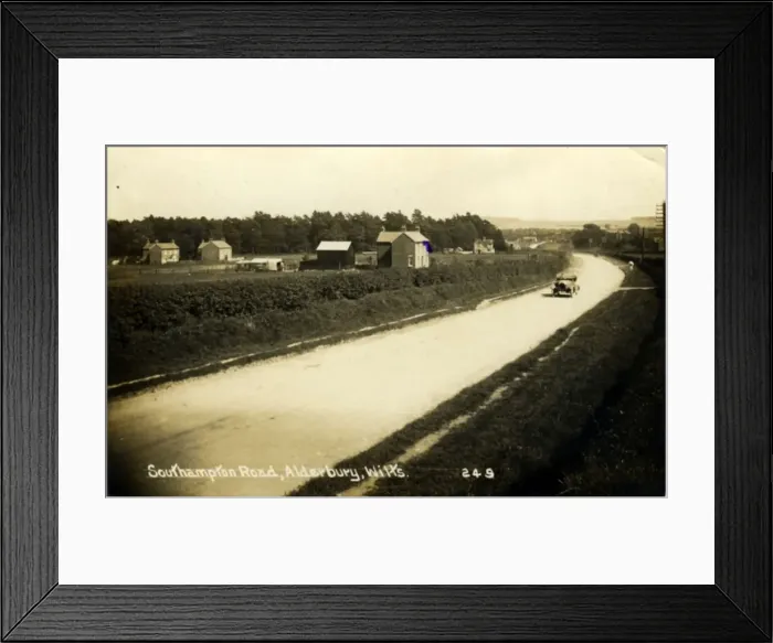 Framed Print : Southampton Road, Alderbury, Wiltshire Framed Print : Southampton Road, Alderbury, Wiltshire