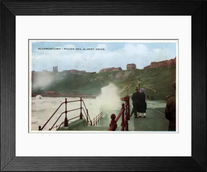Framed Print : Albert Drive, Scarborough, Yorkshire Framed Print : Albert Drive, Scarborough, Yorkshire
