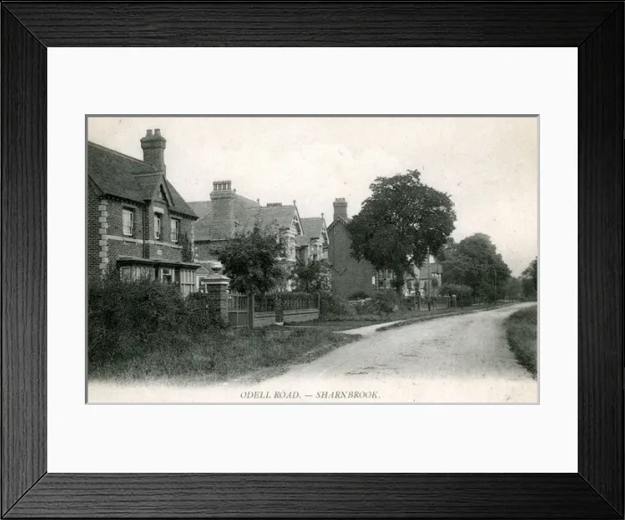 Framed Print : Odell Road, Sharnbrook, Bedfordshire Framed Print : Odell Road, Sharnbrook, Bedfordshire