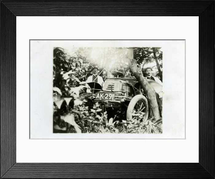 Framed Print : 1903 - 4 De Dion Bouton Vintage Car Framed Print : 1903 - 4 De Dion Bouton Vintage Car