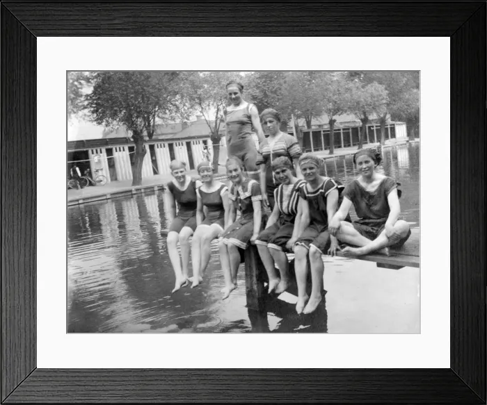 Framed Print : Students at Commercial Road Swimming Baths, Bedford Framed Print : Students at Commercial Road Swimming Baths, Bedford