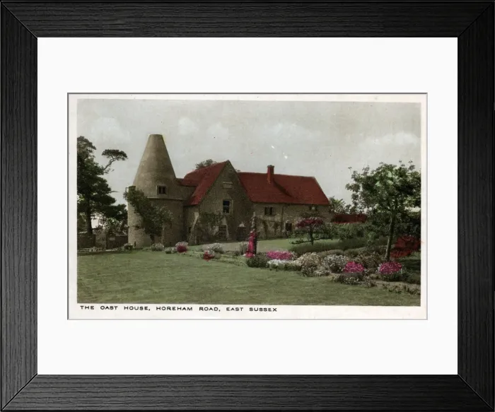 Framed Print : Oast House, Horham, Sussex Framed Print : Oast House, Horham, Sussex