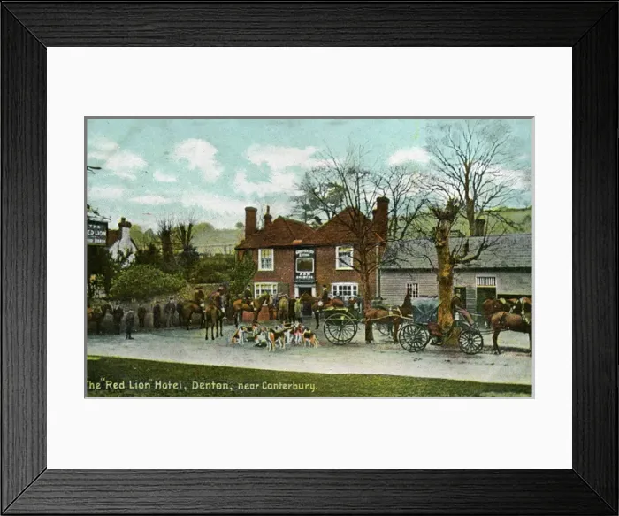 Framed Print : Foxhunting - The Jackdaw Inn - Formerly the Red Lion Hotel Framed Print : Foxhunting - The Jackdaw Inn - Formerly the Red Lion Hotel