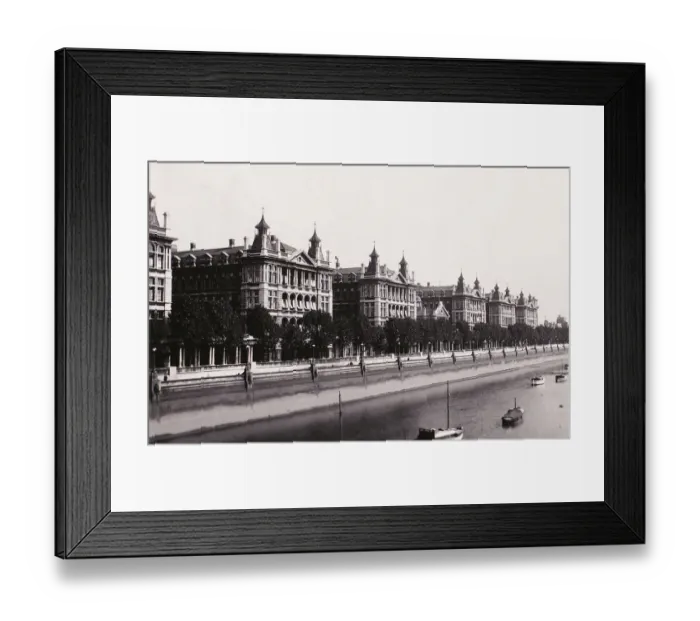 Framed Print : St Thomas Hospital Framed Print : St Thomas Hospital