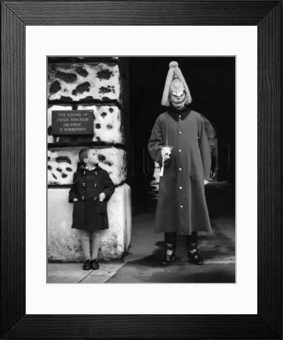Framed Print : Little boy and guardsman, Whitehall, Central London Framed Print : Little boy and guardsman, Whitehall, Central London