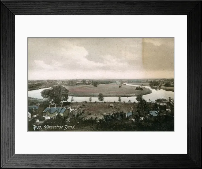 Framed Print : Horseshoe Bend - River Wye, Herefordshire Framed Print : Horseshoe Bend - River Wye, Herefordshire