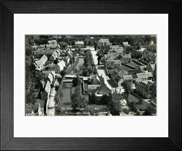 Framed Print : The Model Village, Bourton-on-the-Water, Gloucestershire Framed Print : The Model Village, Bourton-on-the-Water, Gloucestershire