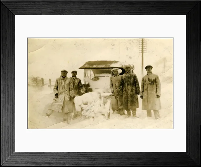 Framed Print : Vintage Car (awaiting identification), Burslem, Staffordshir Framed Print : Vintage Car (awaiting identification), Burslem, Staffordshir