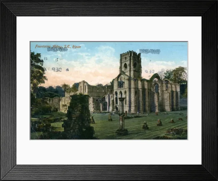 Framed Print : Fountains Abbey, Ripon, Yorkshire Framed Print : Fountains Abbey, Ripon, Yorkshire