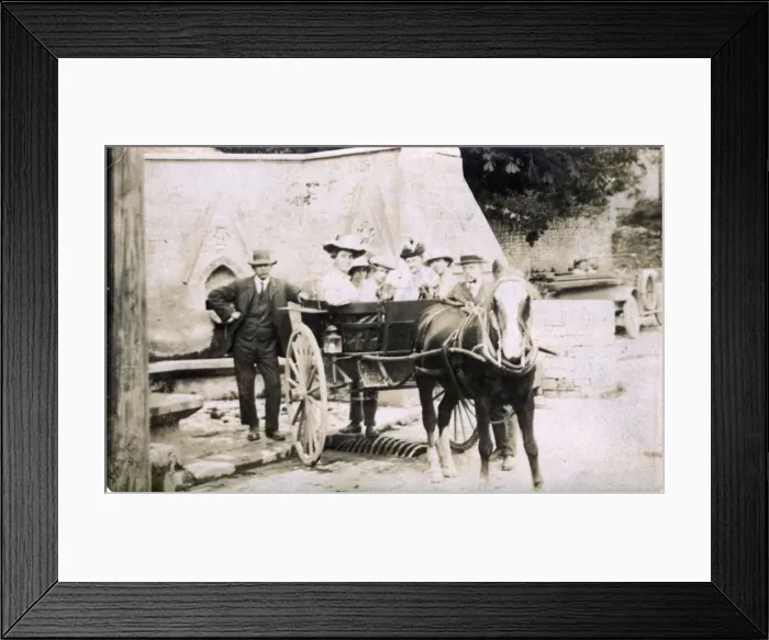 Framed Print : Edwardian Horse & Trap, Highgate Cemetery, London Framed Print : Edwardian Horse & Trap, Highgate Cemetery, London