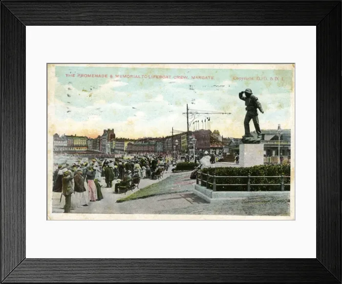 Framed Print : Promenade & Memorial to Lifeboat Crew, Margate, Kent Framed Print : Promenade & Memorial to Lifeboat Crew, Margate, Kent