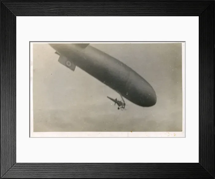 Framed Print : WW1 Airship - Balloon