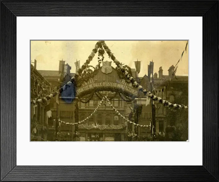 Framed Print : Preparations for Royal Visit, Birmingham, Warwickshire Framed Print : Preparations for Royal Visit, Birmingham, Warwickshire