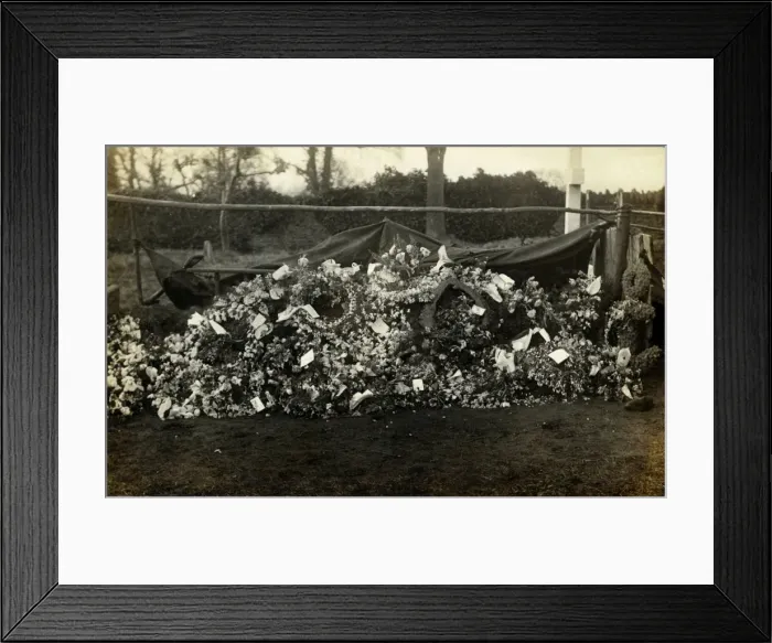 Framed Print : Grave of Richard George Masters, St Cuthberts Churchyard Framed Print : Grave of Richard George Masters, St Cuthberts Churchyard