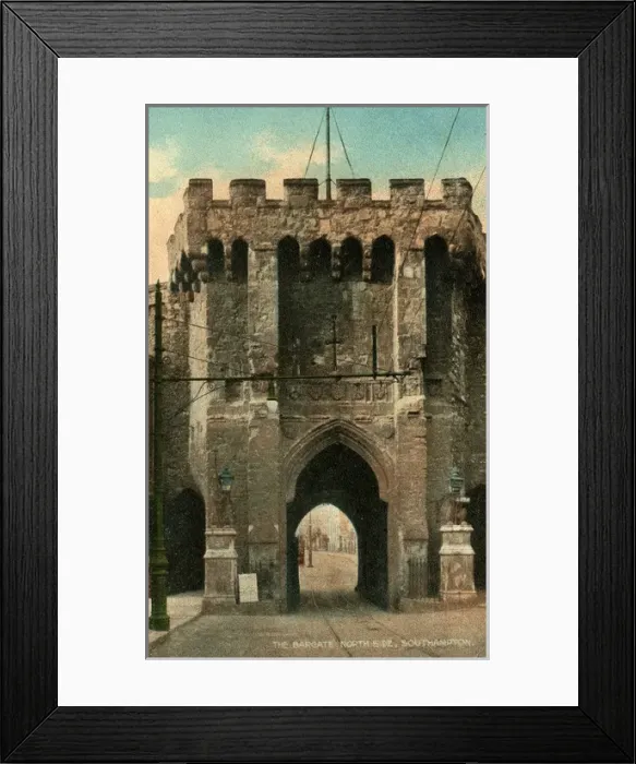 Framed Print : The Bargate (north side), Southampton, Hampshire Framed Print : The Bargate (north side), Southampton, Hampshire