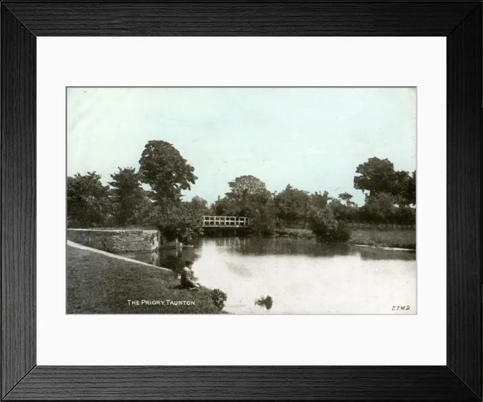Framed Print : The Priory Lake, Taunton, Somerset Framed Print : The Priory Lake, Taunton, Somerset