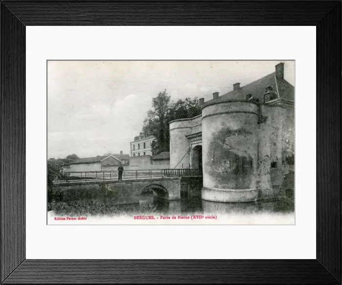 Framed Print : Porte de Bierne - The Bierne Gate, Bergues, Nord-Pas-de-Cala Framed Print : Porte de Bierne - The Bierne Gate, Bergues, Nord-Pas-de-Cala