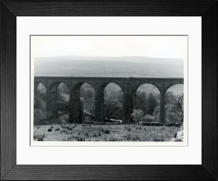 Framed Print : Settle to Carlisle Railway Viaduct, Dent Head, Cumbria Framed Print : Settle to Carlisle Railway Viaduct, Dent Head, Cumbria