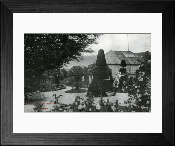 Framed Print : Pooles Cavern, Buxton, Derbyshire Framed Print : Pooles Cavern, Buxton, Derbyshire