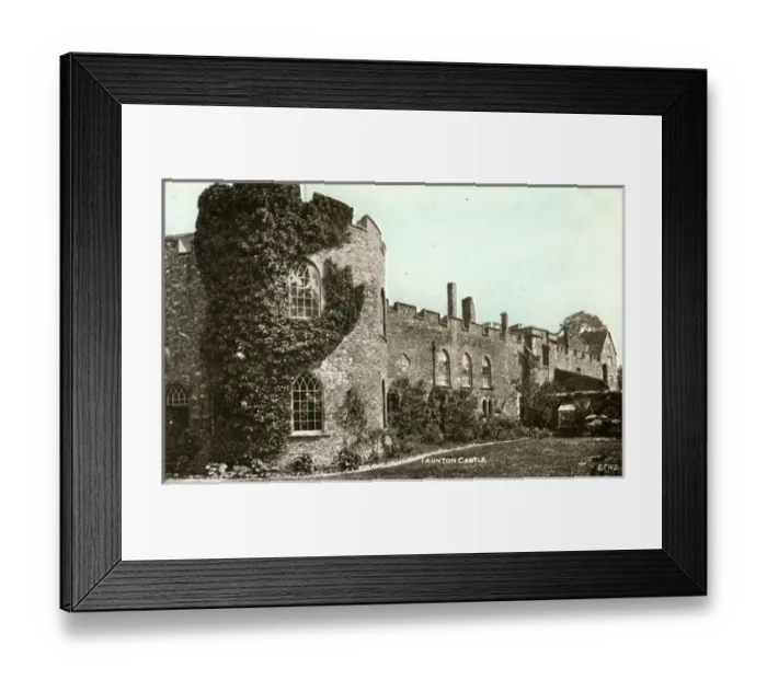 Framed Print : The Castle, Taunton, Somerset Framed Print : The Castle, Taunton, Somerset