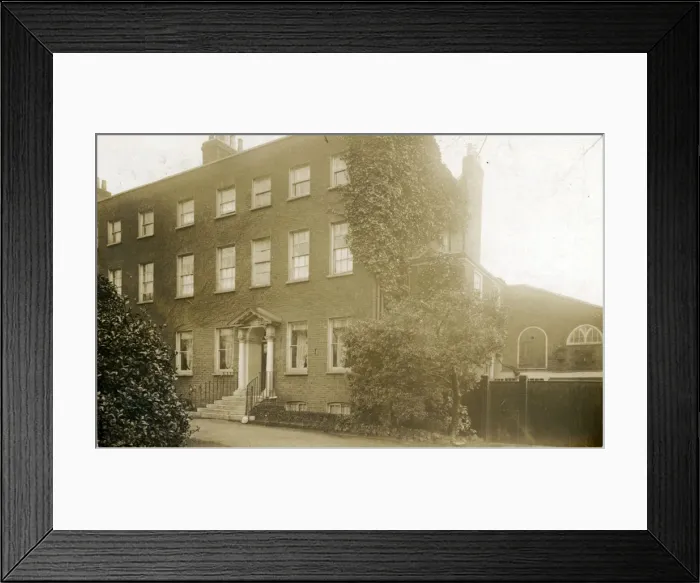 Framed Print : Ingoldsby, 23, Woodford Road, South Woodford, England Framed Print : Ingoldsby, 23, Woodford Road, South Woodford, England