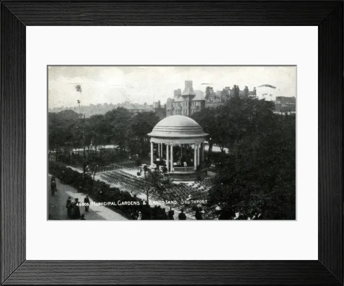 Framed Print : Municipal Gardens, Southport, Lancashire Framed Print : Municipal Gardens, Southport, Lancashire