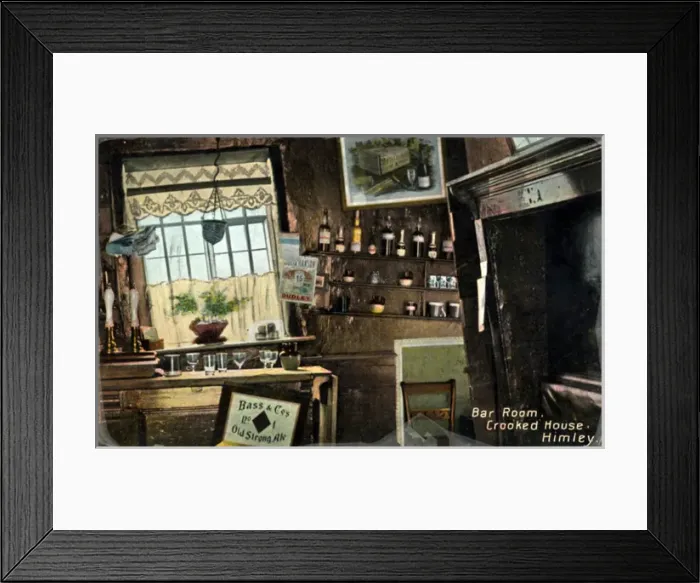 Framed Print : The Crooked House Pub, Himley, Staffordshire Framed Print : The Crooked House Pub, Himley, Staffordshire