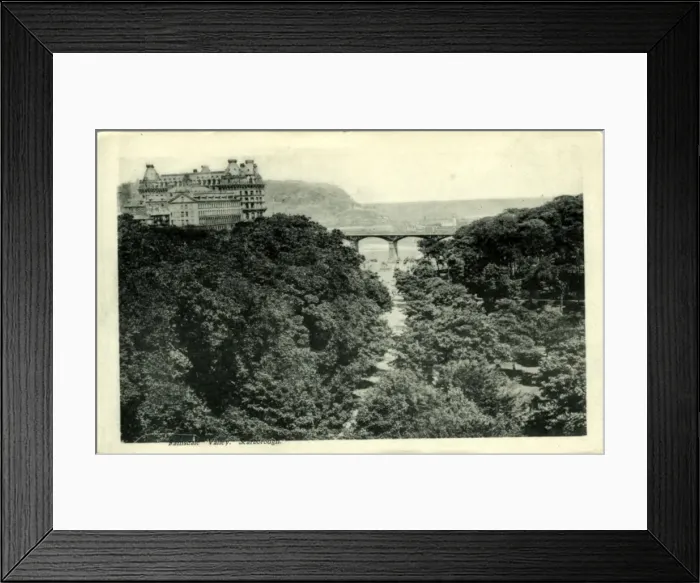 Framed Print : Ramsdale Valley, Scarborough, Yorkshire Framed Print : Ramsdale Valley, Scarborough, Yorkshire