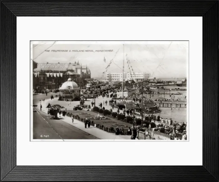 Framed Print : The Promenade, Morecambe, Lancashire Framed Print : The Promenade, Morecambe, Lancashire