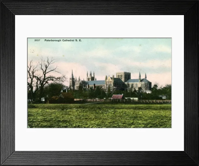 Framed Print : The Cathedral, Peterborough, Cambridgeshire Framed Print : The Cathedral, Peterborough, Cambridgeshire