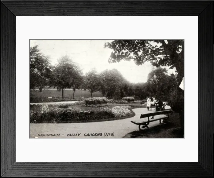 Framed Print : Valley Gardens, Harrogate, Yorkshire Framed Print : Valley Gardens, Harrogate, Yorkshire