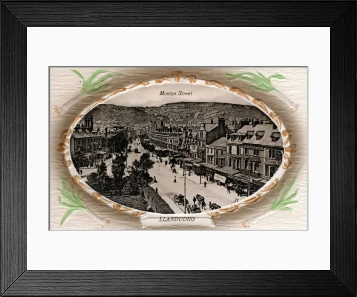 Framed Print : Mostyn Street, Llandudno, Conwy - Clwyd Framed Print : Mostyn Street, Llandudno, Conwy - Clwyd